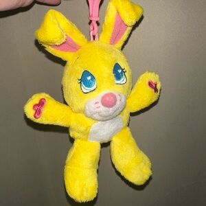 Wuggle pets 2011 yellow rabbit plush keychain clip keychain backpack purse